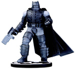 Batman Black & White Estatua Batman by Frank Miller 18 cm