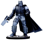 Batman Black & White Estatua Batman by Frank Miller 18 cm